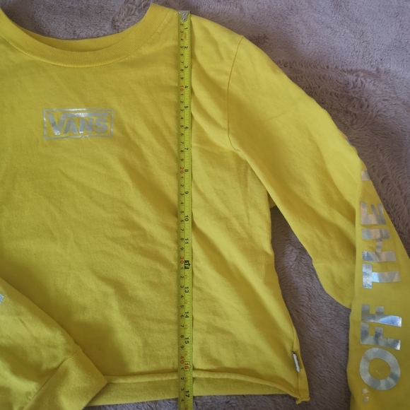 ❄️3/$25 VANS Yellow Long Sleeve Crop Top Women's Medium - Picture 4 of 6